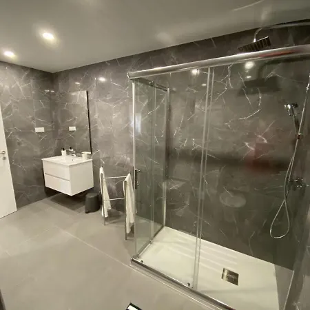 Da Silva Surf Four Apartment